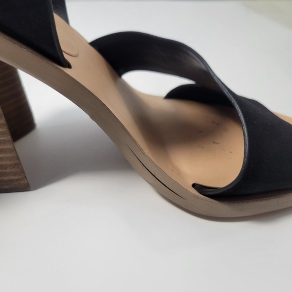 Gianni Bini Marilane Leather Asymmetrical Wooden Block Heels Women's Size 5M - Picture 11 of 11